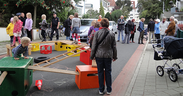 Die Max-Reger-Straße in Bremen wird temporär zur Spielstraße. Foto: SpielLandschaftStadt e.V.